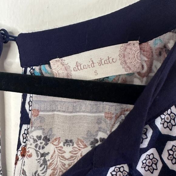 Altar’d state long sleeve all over print rayon romper size small - Picture 4 of 10